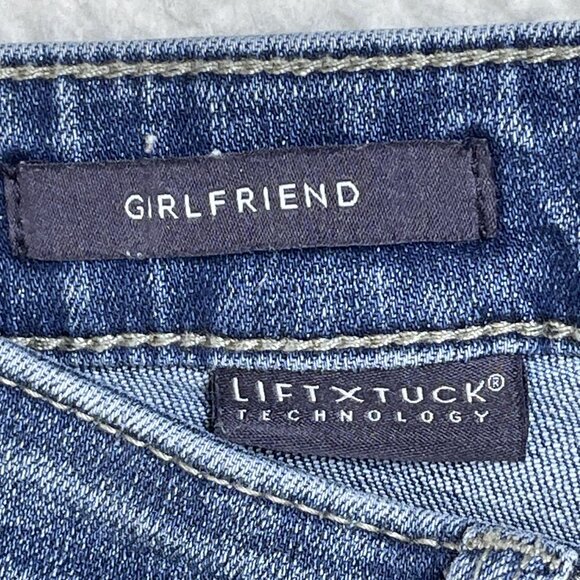 NYDJ Jeans Womens Size 6 Blue Girlfriend Mid Rise Light Wash Denim 31x27 Actual - Picture 11 of 14